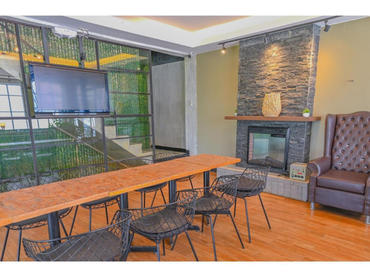 Capital O 890 Nami Hotel Tagaytay 따가이따이 외부 사진