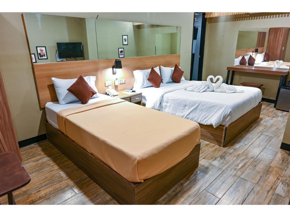 Capital O 890 Nami Hotel Tagaytay 따가이따이 외부 사진