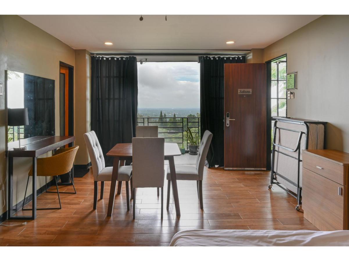 Capital O 890 Nami Hotel Tagaytay 따가이따이 외부 사진