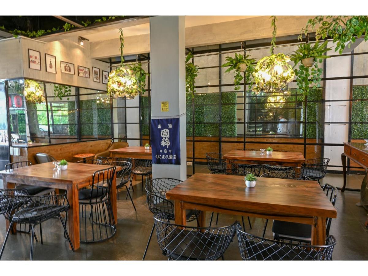 Capital O 890 Nami Hotel Tagaytay 따가이따이 외부 사진