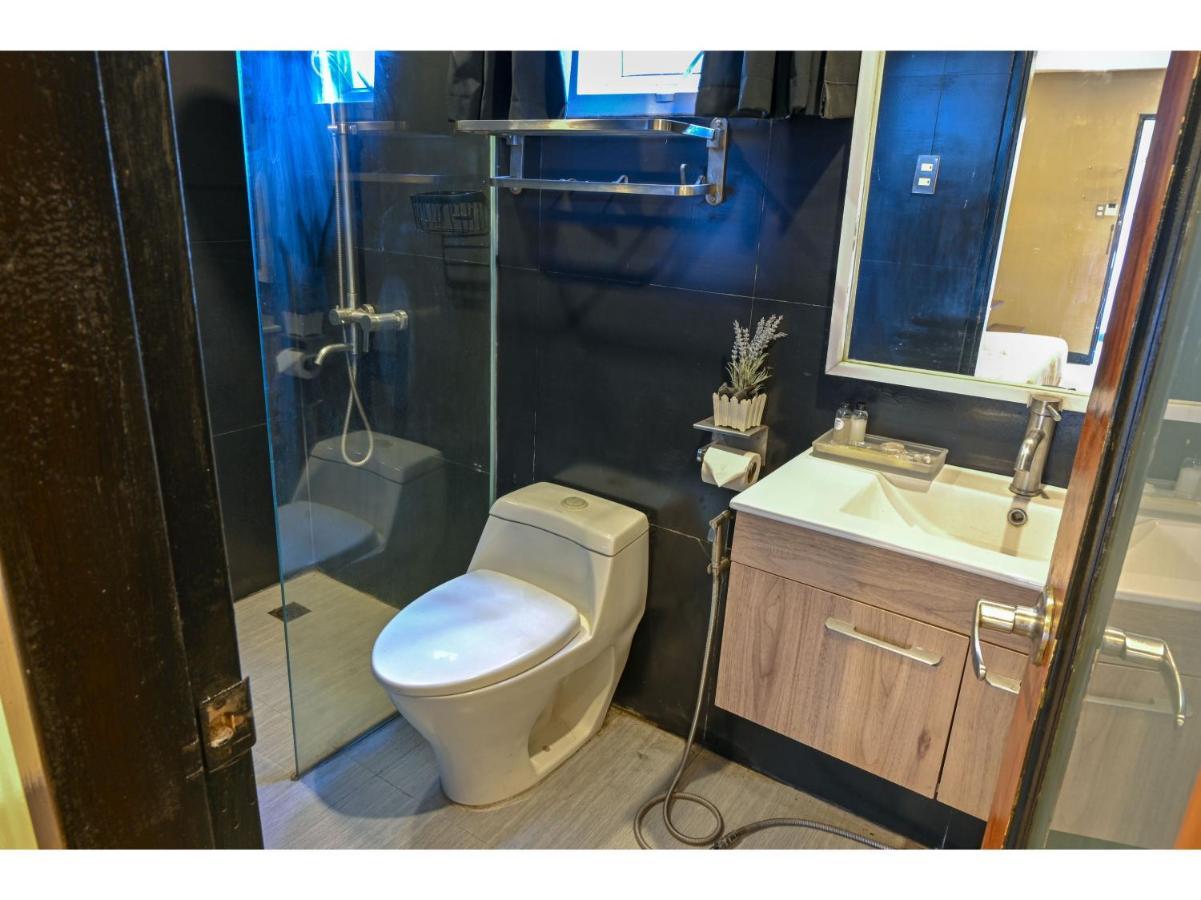 Capital O 890 Nami Hotel Tagaytay 따가이따이 외부 사진