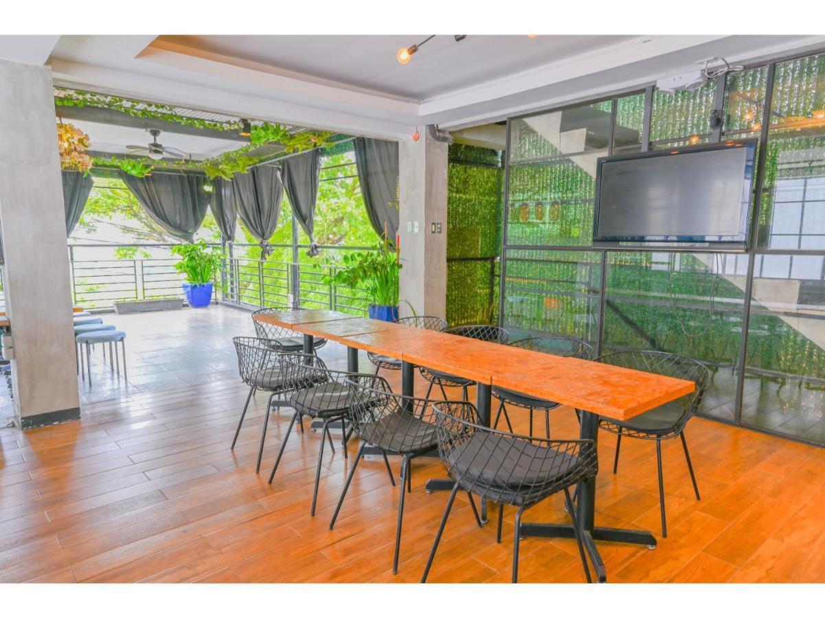 Capital O 890 Nami Hotel Tagaytay 따가이따이 외부 사진